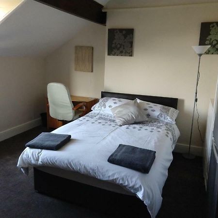 John St Town House - Self Catering - Guesthouse Style - Great Value Family And Double Rooms ワーキントン エクステリア 写真